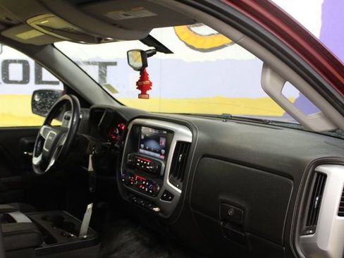 Used 2016 GMC Sierra 1500 SLE w/ Suspension Package, Off-Road AWD/4WD image 12