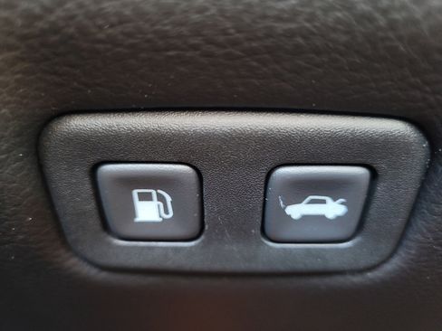 Used 2011 Chevrolet Corvette Coupe w/ Preferred Equipment Group image 33
