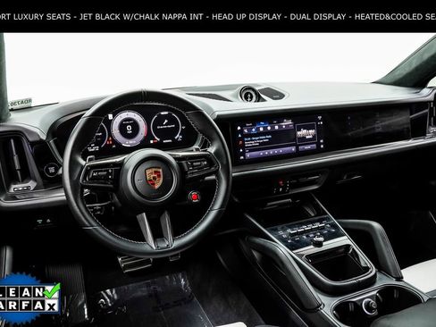 Used 2024 Porsche Cayenne Turbo GT AWD/4WD image 5