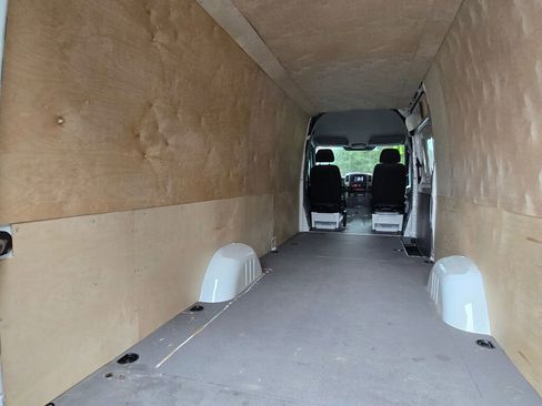 Used 2012 Mercedes-Benz Sprinter 2500 w/ Premium Pkg image 16