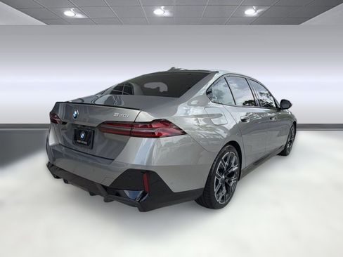 Used 2024 BMW 530i w/ M Sport Package RWD image 9