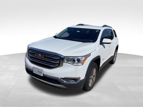 Used 2017 GMC Acadia SLE FWD image 3