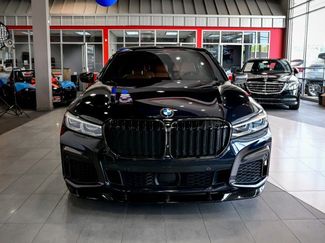 Used 2022 BMW 750i xDrive w/ Luxury Rear Seating Package AWD/4WD video 2