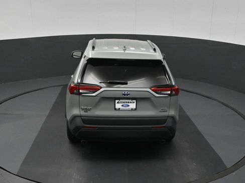 Used 2022 Toyota RAV4 XLE w/ XLE Grade Weather Package AWD/4WD image 48