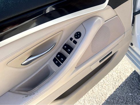 Used 2014 BMW 528i xDrive Sedan image 11