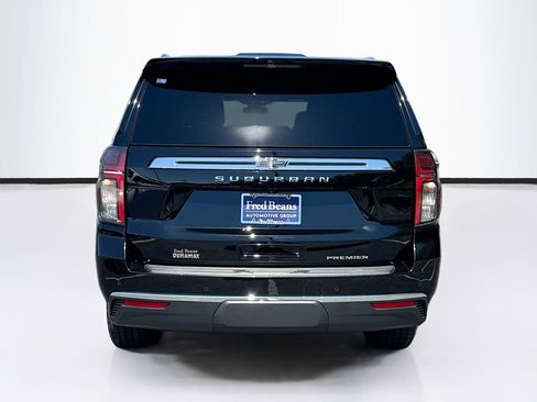 Used 2023 Chevrolet Suburban Premier AWD/4WD image 7