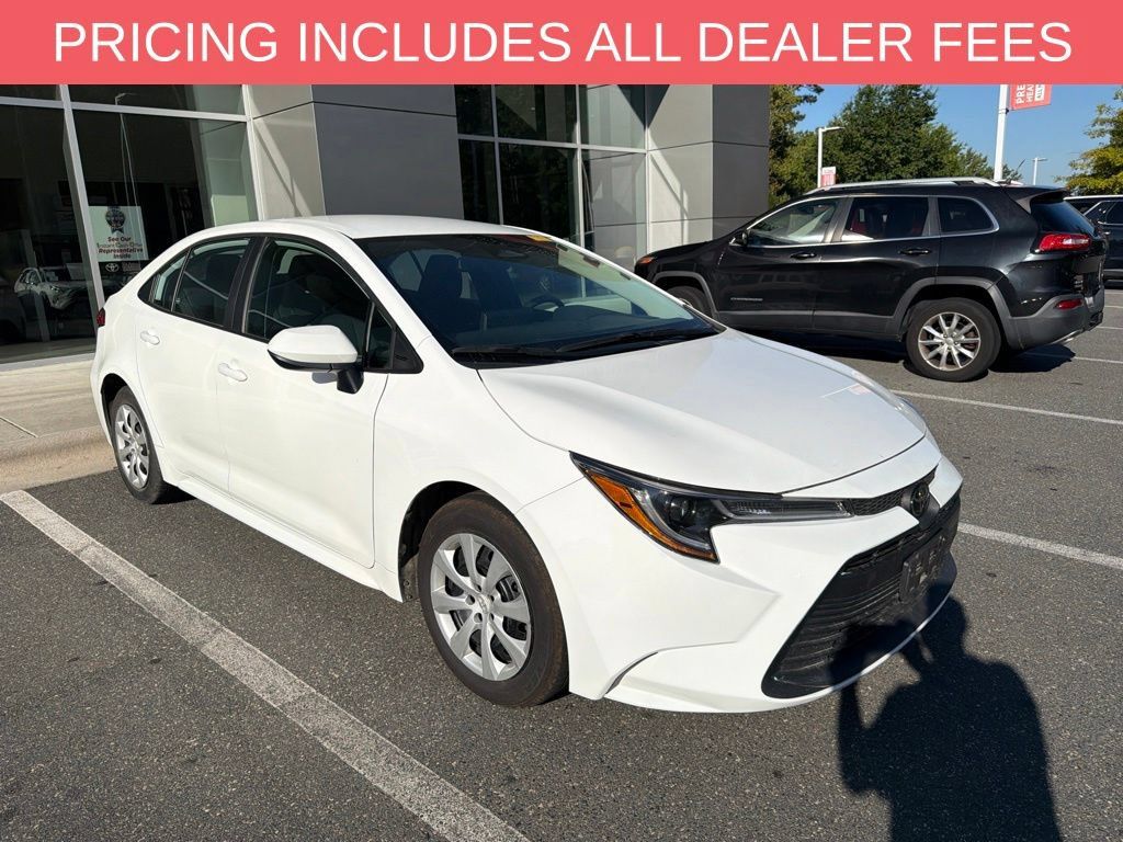 Certified 2024 Toyota Corolla LE FWD image 1