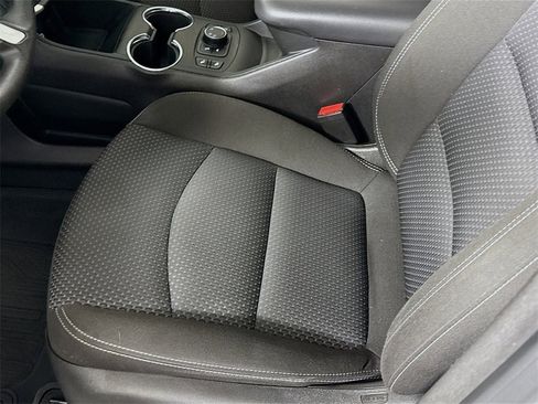 Certified 2023 GMC Terrain SLE w/ Driver Convenience Package image 13