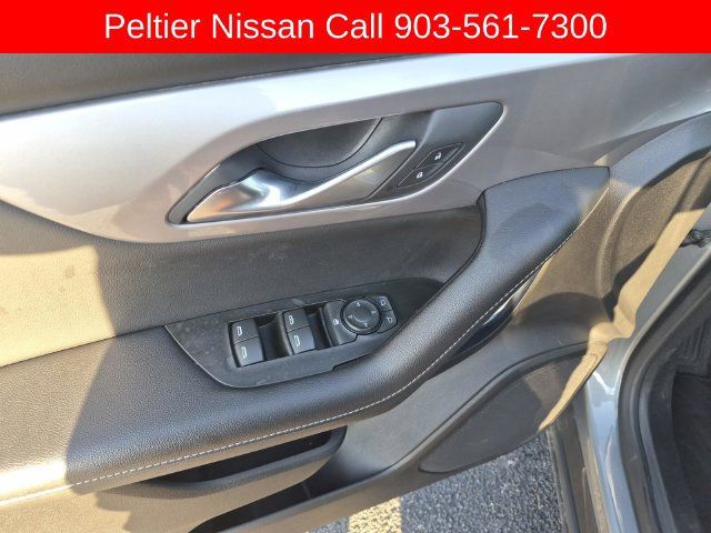 Used 2025 Chevrolet Blazer LT FWD image 20