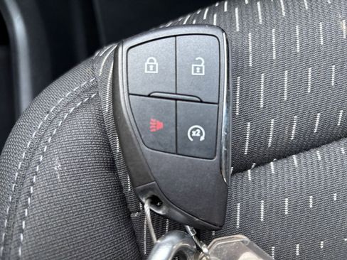 Used 2025 Chevrolet Equinox LT FWD image 22