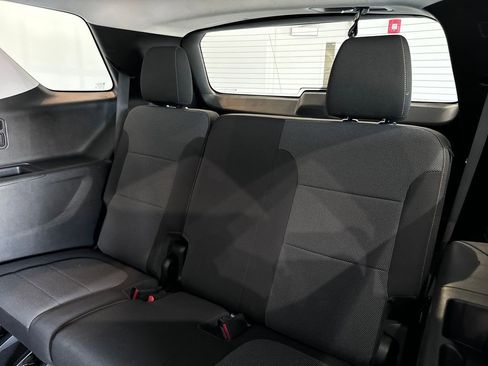 Certified 2021 Chevrolet Traverse LT image 7