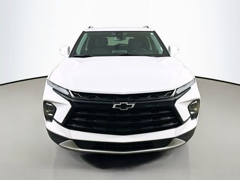 Used 2023 Chevrolet Blazer LT w/ LPO, Black Grille Bar Package AWD/4WD image 2