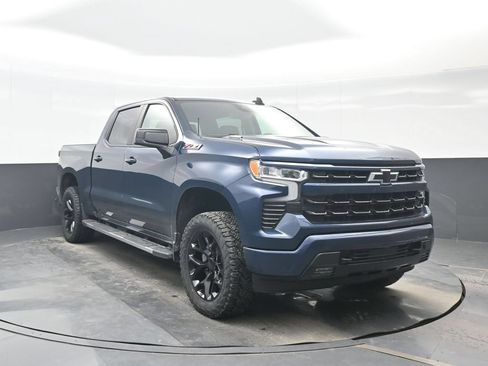 Used 2023 Chevrolet Silverado 1500 RST AWD/4WD image 9