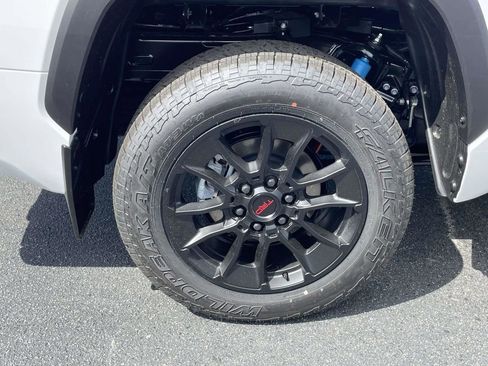 New 2026 Toyota Tundra Limited AWD/4WD image 10