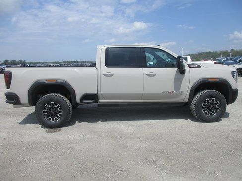 New 2026 GMC Sierra 2500 AT4X AWD/4WD image 3