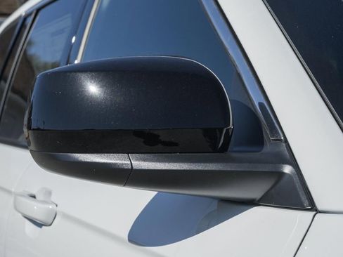 New 2025 Jeep Grand Cherokee Laredo X w/ Luxury Tech Group I image 14