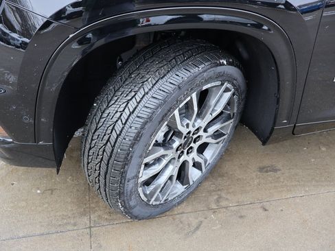 New 2026 GMC Acadia Denali Ultimate w/ LPO, Floor Liner Package image 44