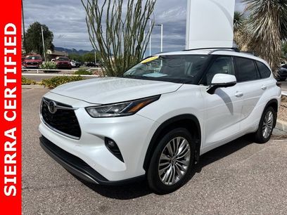 Used 2024 Toyota Highlander Platinum