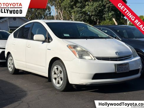 Used 2008 Toyota Prius w/ Pkg 2 FWD image 1