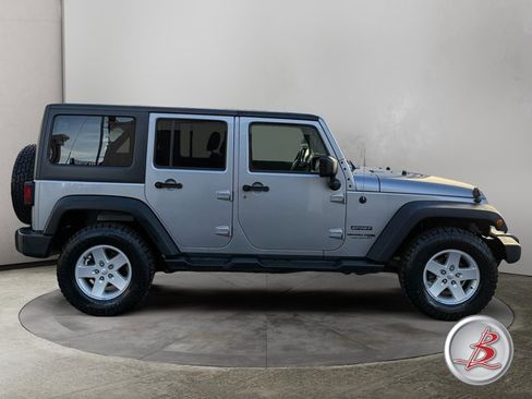 Used 2018 Jeep Wrangler Unlimited Sport S image 8