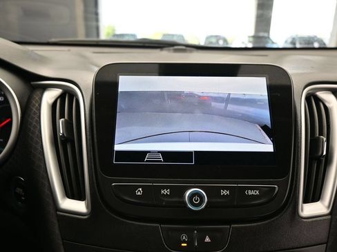 Used 2024 Chevrolet Malibu LT FWD image 22