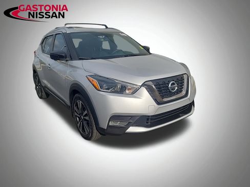 Used 2019 Nissan Kicks SR w/ Interior Electronics Package image 17