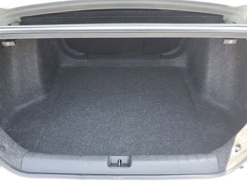 Used 2021 Honda Civic EX-L image 8
