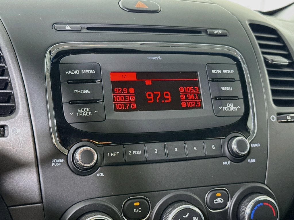Used 2018 Kia Forte LX FWD image 5