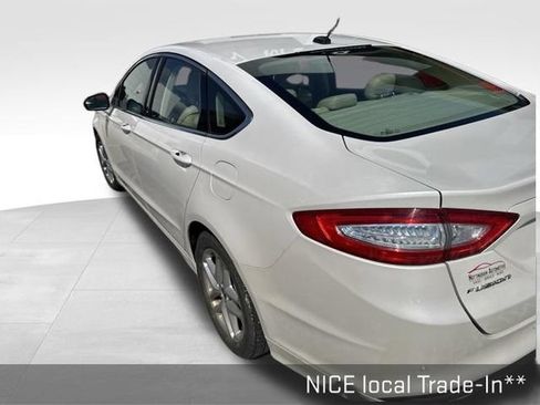 Used 2013 Ford Fusion SE FWD image 5