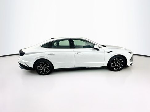 Used 2025 Hyundai Sonata SEL FWD image 10