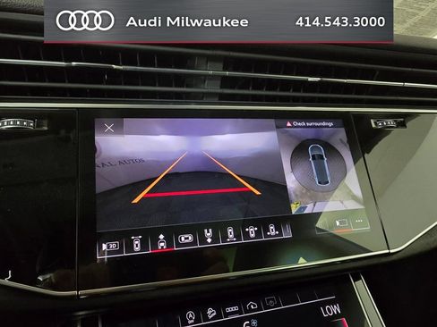 Used 2023 Audi Q8 Premium w/ Convenience Package AWD/4WD image 27