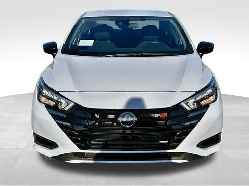 New 2025 Nissan Versa SR w/ Trunk Package image 9