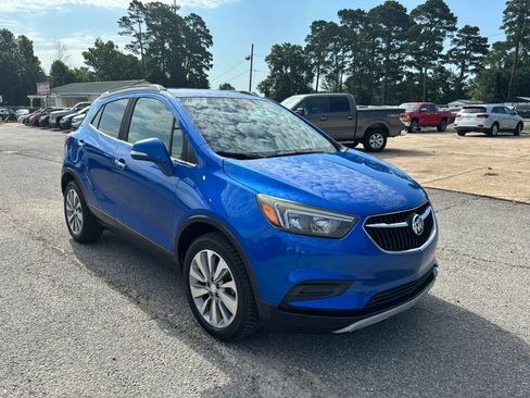 Used 2018 Buick Encore Preferred AWD/4WD image 7