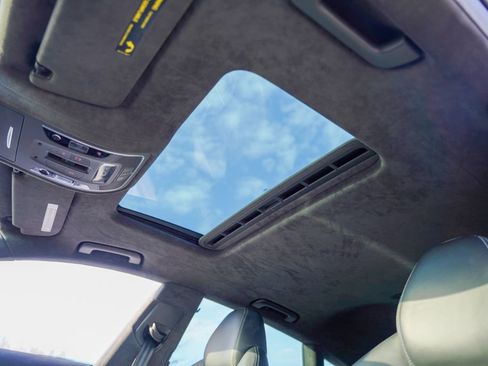 Used 2015 Audi RS 7 Prestige image 30