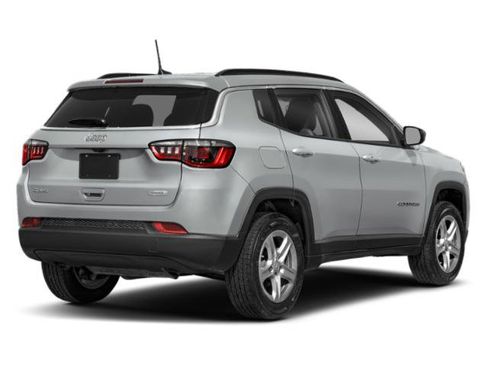 Certified 2023 Jeep Compass Latitude AWD/4WD image 3