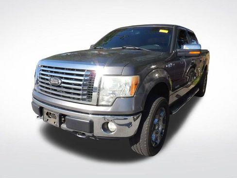 Used 2011 Ford F150 XLT w/ XLT Chrome Pkg AWD/4WD image 8