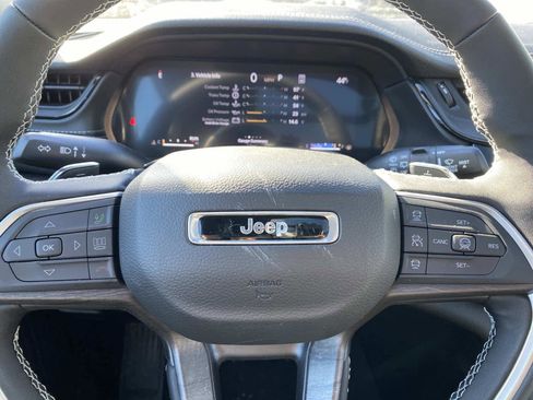 New 2026 Jeep Grand Cherokee Limited w/ Limited Altitude Package image 13