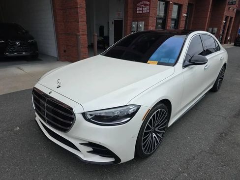 Used 2021 Mercedes-Benz S 580 4MATIC Sedan image 1