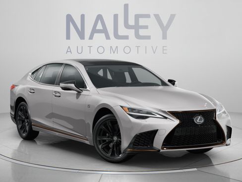 Used 2024 Lexus LS 500 RWD image 8
