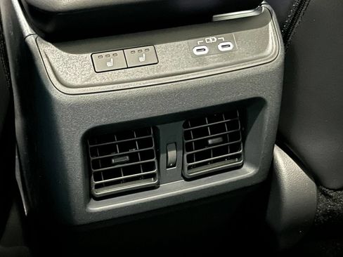 New 2026 Toyota C-HR AWD/4WD image 34