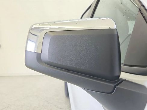 Used 2024 Chevrolet Silverado 1500 LT image 18