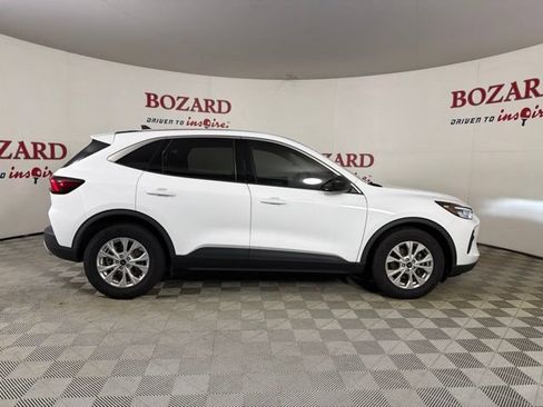 Used 2023 Ford Escape Active FWD image 9