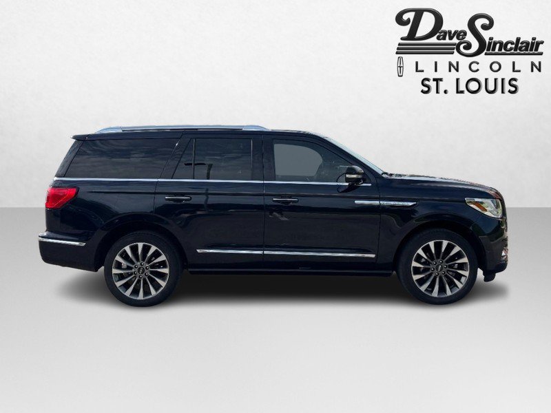 Used 2021 Lincoln Navigator Reserve w/ Luxury Package AWD/4WD image 4