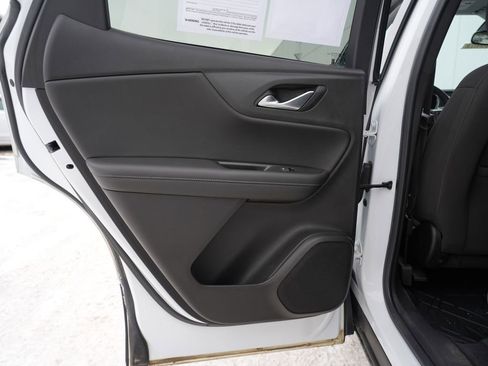 Used 2022 Chevrolet Blazer LT image 19