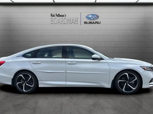 Used 2018 Honda Accord Sport image 3