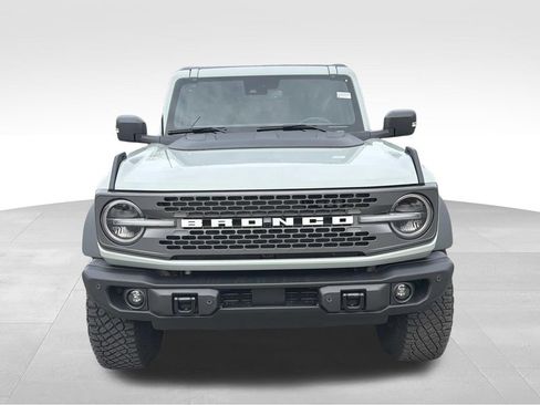 Used 2023 Ford Bronco Badlands image 8