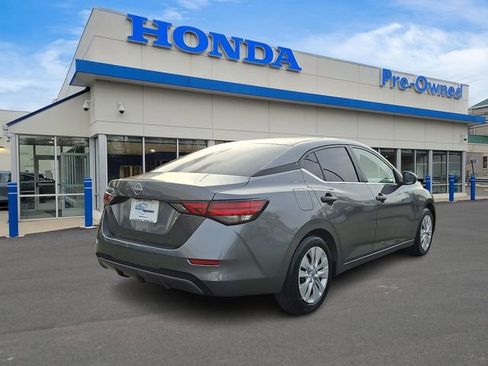 Used 2025 Nissan Sentra S image 4