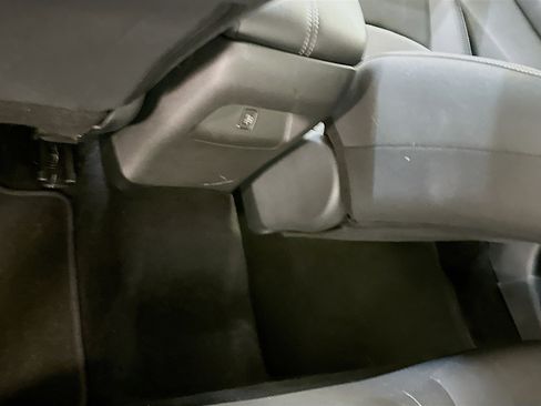 Used 2024 Nissan Sentra SV image 27