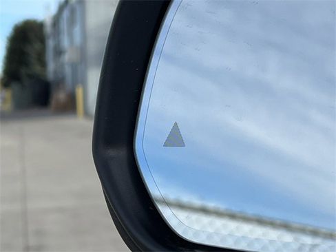 Certified 2025 Mercedes-Benz GLS 450 4MATIC image 44