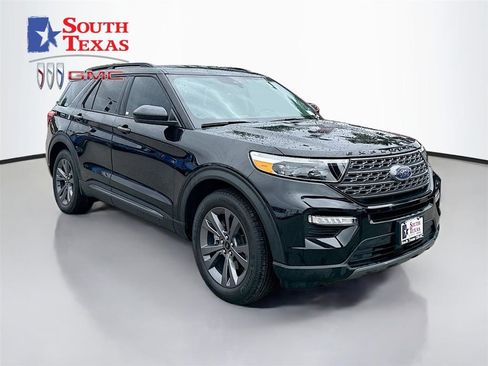 Used 2024 Ford Explorer XLT w/ Equipment Group 202A image 1